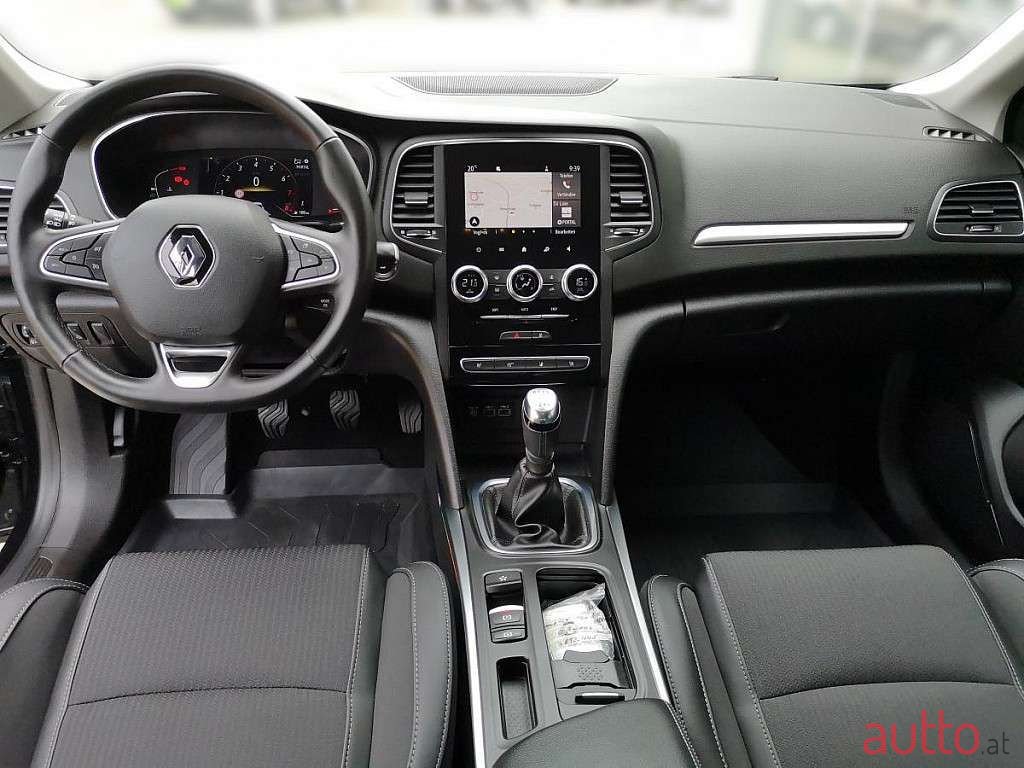 2021' Renault Megane photo #4