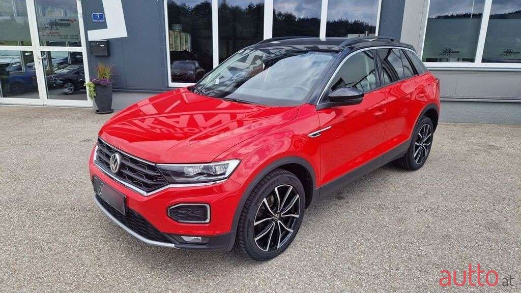 2019' Volkswagen T-Roc photo #3