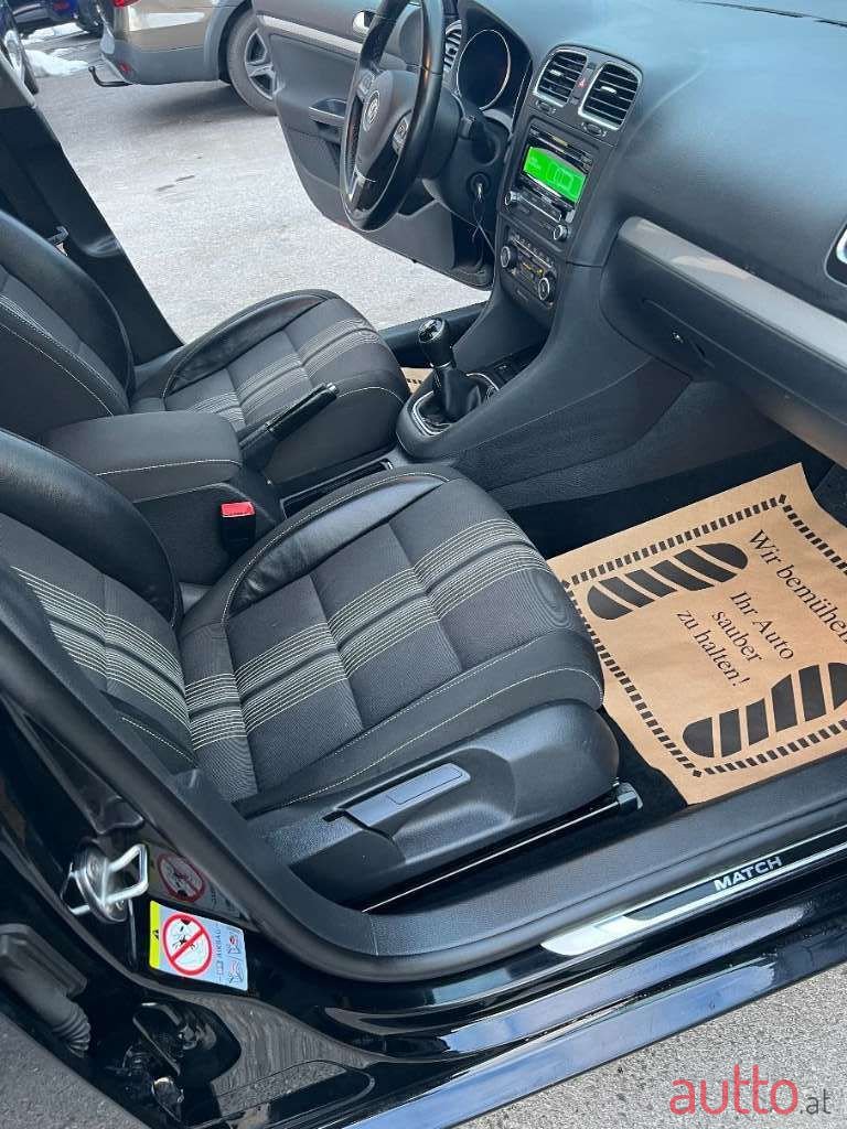 2013' Volkswagen Golf photo #5