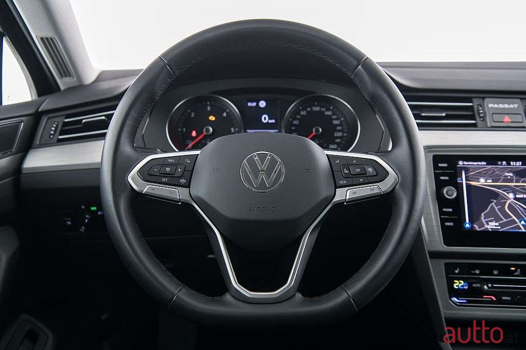 2021' Volkswagen Passat photo #5