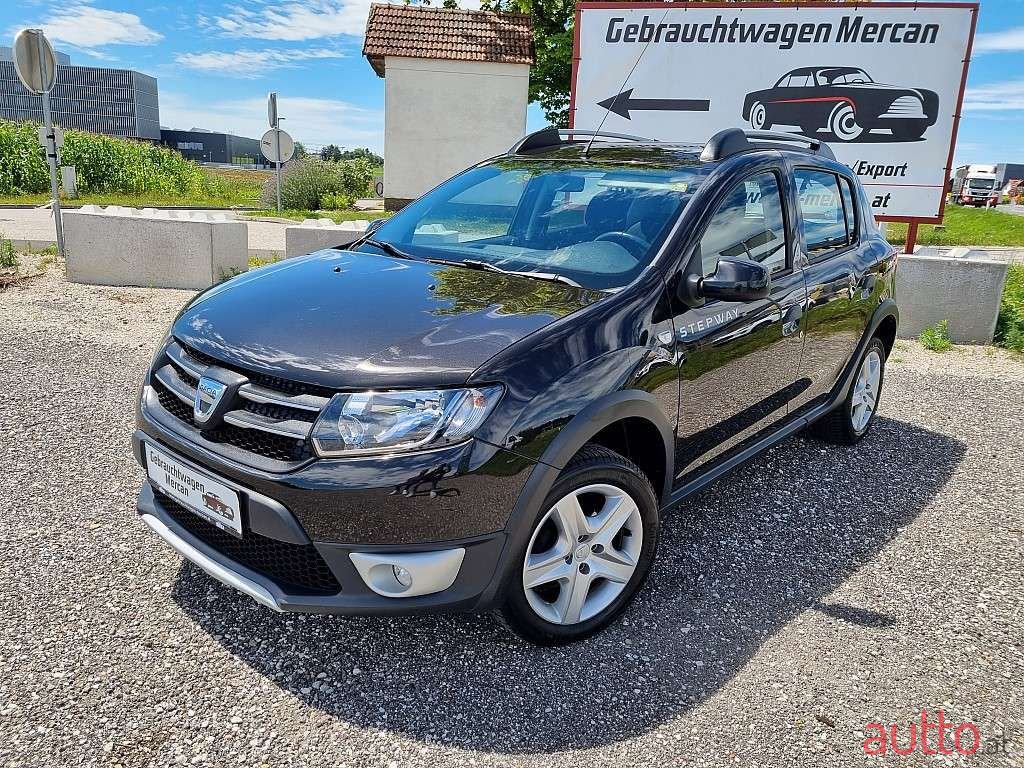 2016' Dacia Sandero photo #1