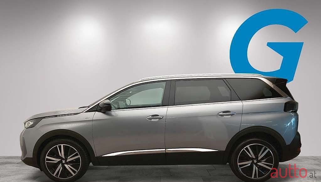 2021' Peugeot 5008 photo #5