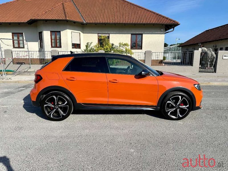 2021' Audi A1 photo #3