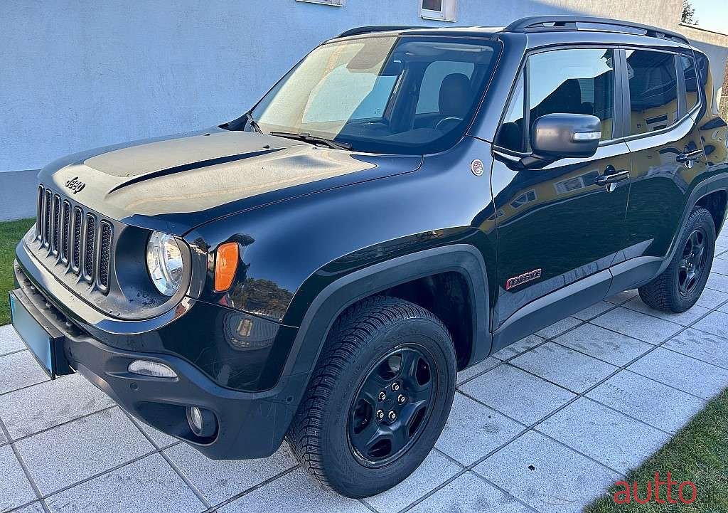 2016' Jeep Renegade photo #3