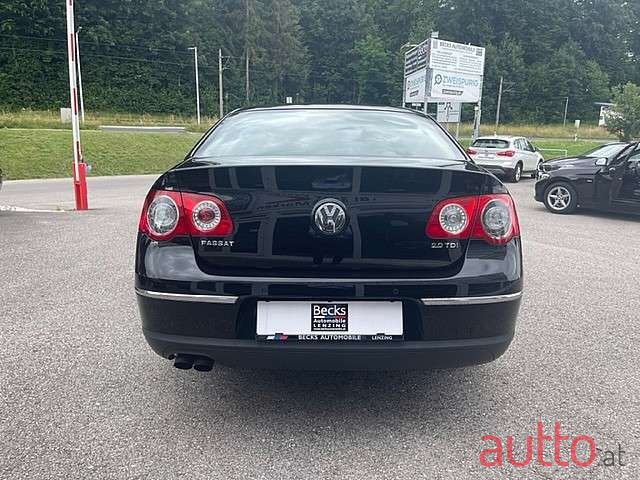 2010' Volkswagen Passat photo #3