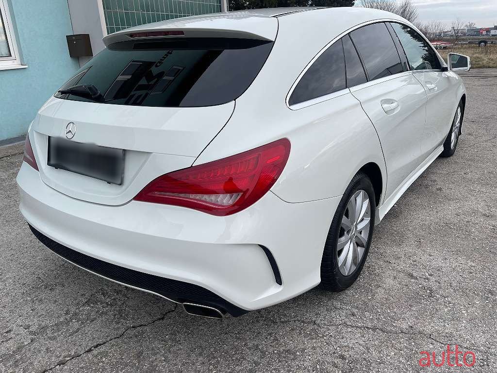 2015' Mercedes-Benz Cla-Klasse photo #3