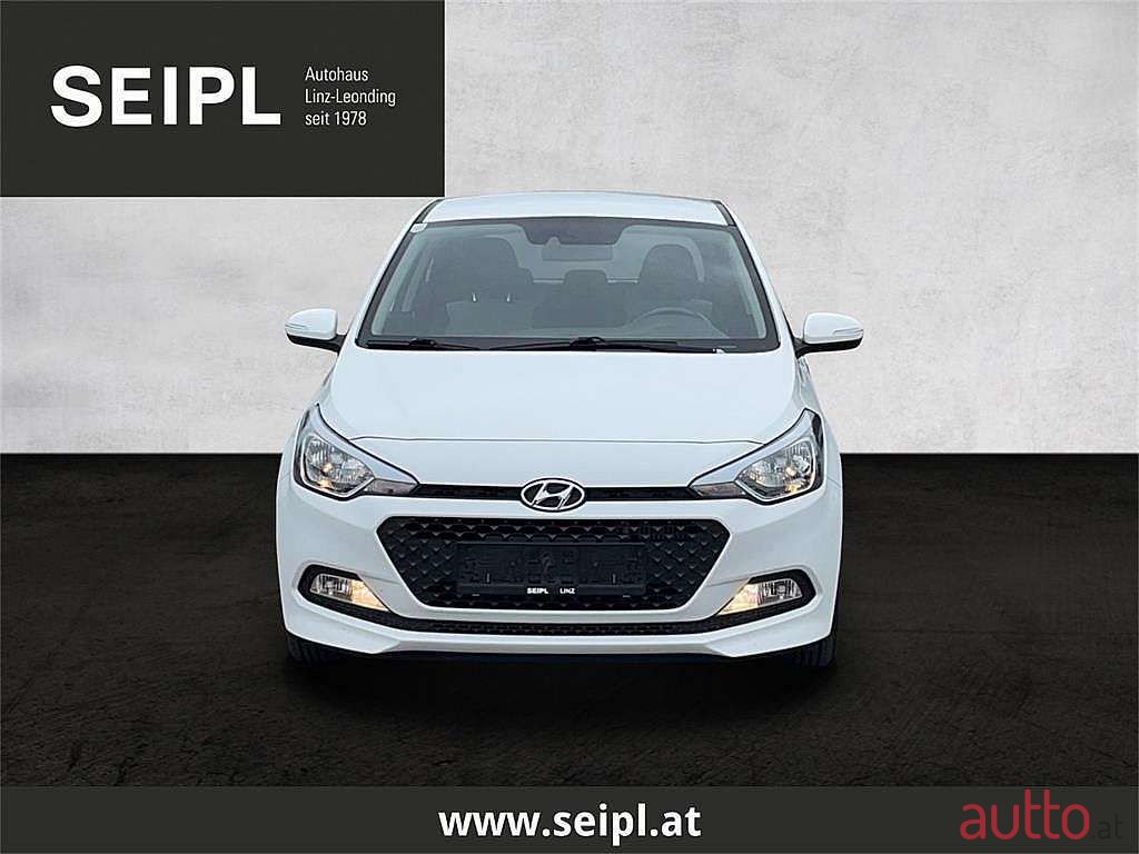 2016' Hyundai i20 photo #2