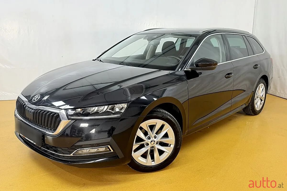 2023' Skoda Octavia photo #1