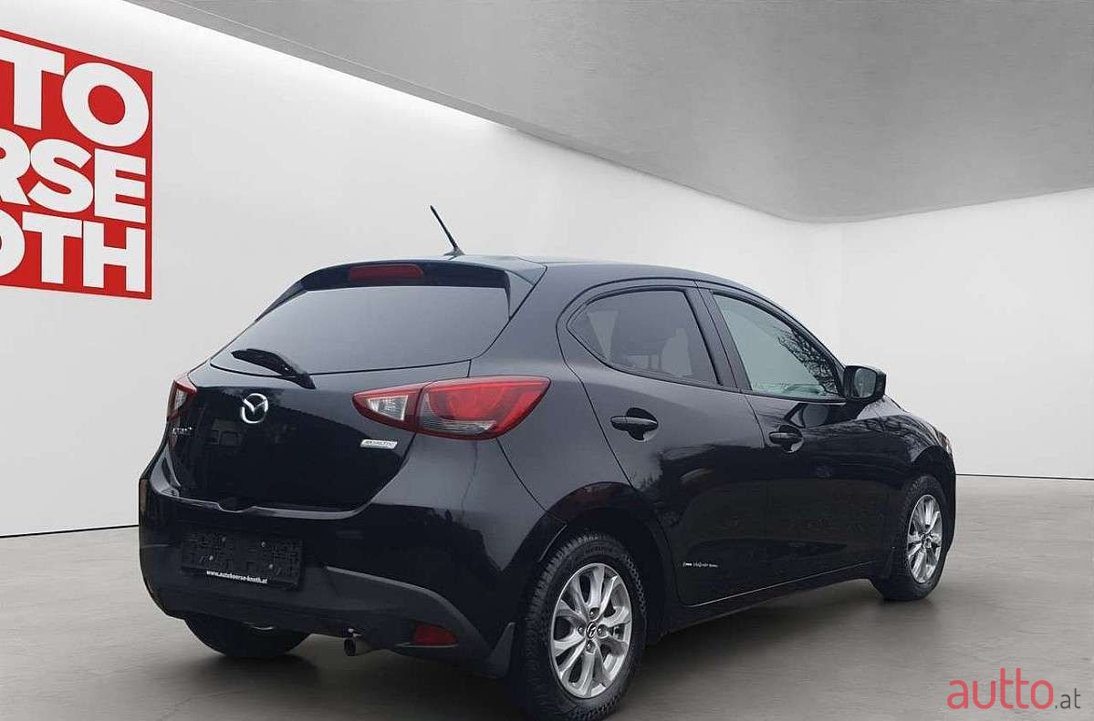 2015' Mazda Mazda2 photo #5