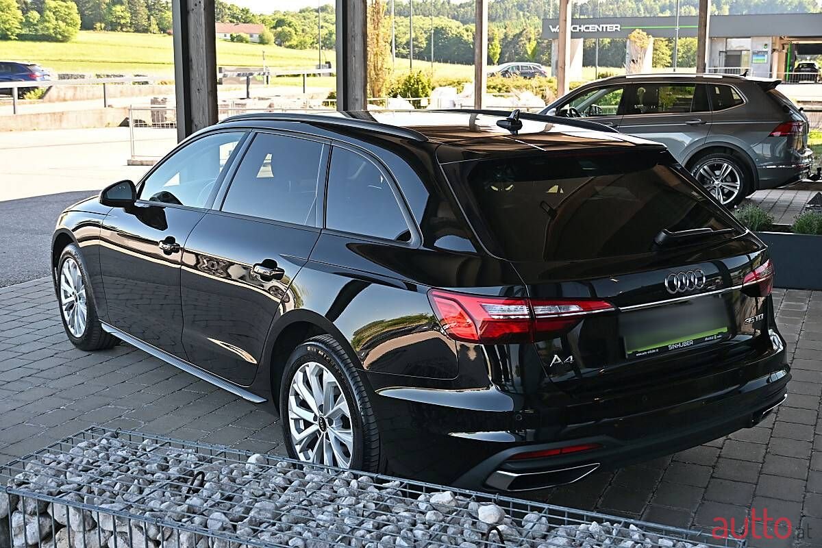 2022' Audi A4 photo #2