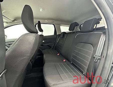 2022' Dacia Duster photo #5