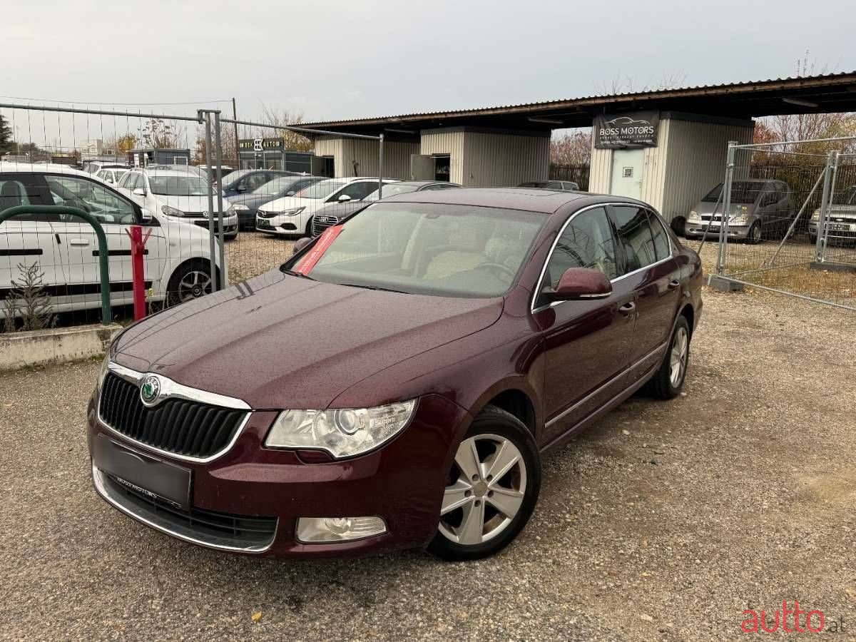 2009' Skoda Superb photo #2