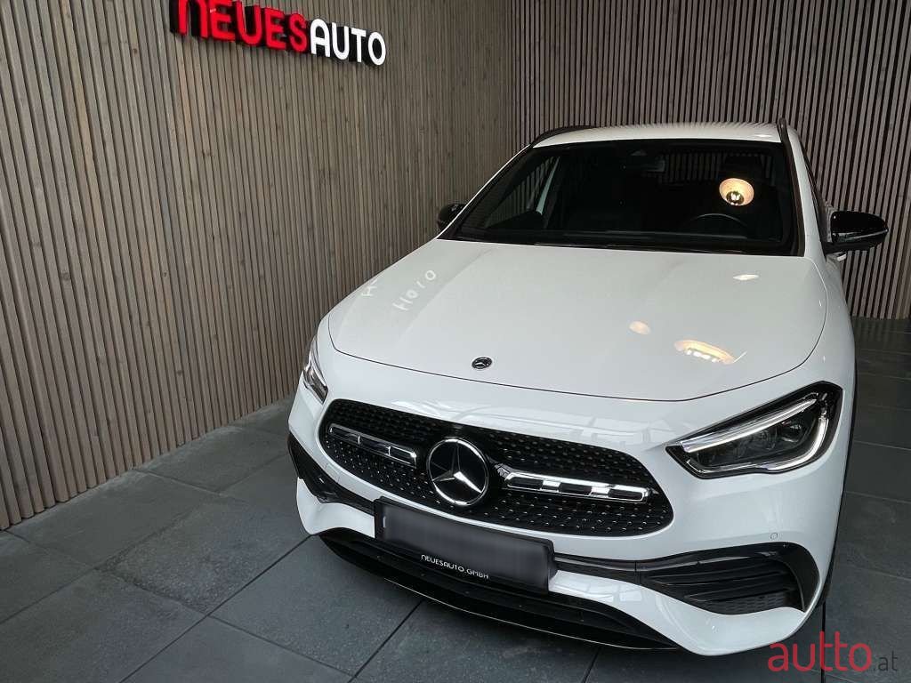 2020' Mercedes-Benz Gla-Klasse photo #3