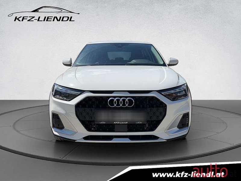 2020' Audi A1 photo #5