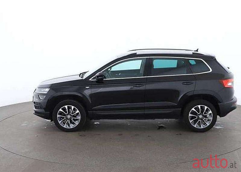 2020' Skoda Karoq photo #5