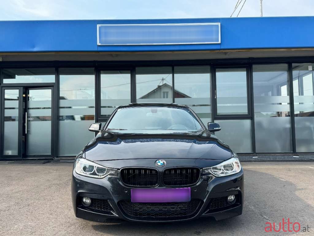 2012' BMW 3Er-Reihe photo #3