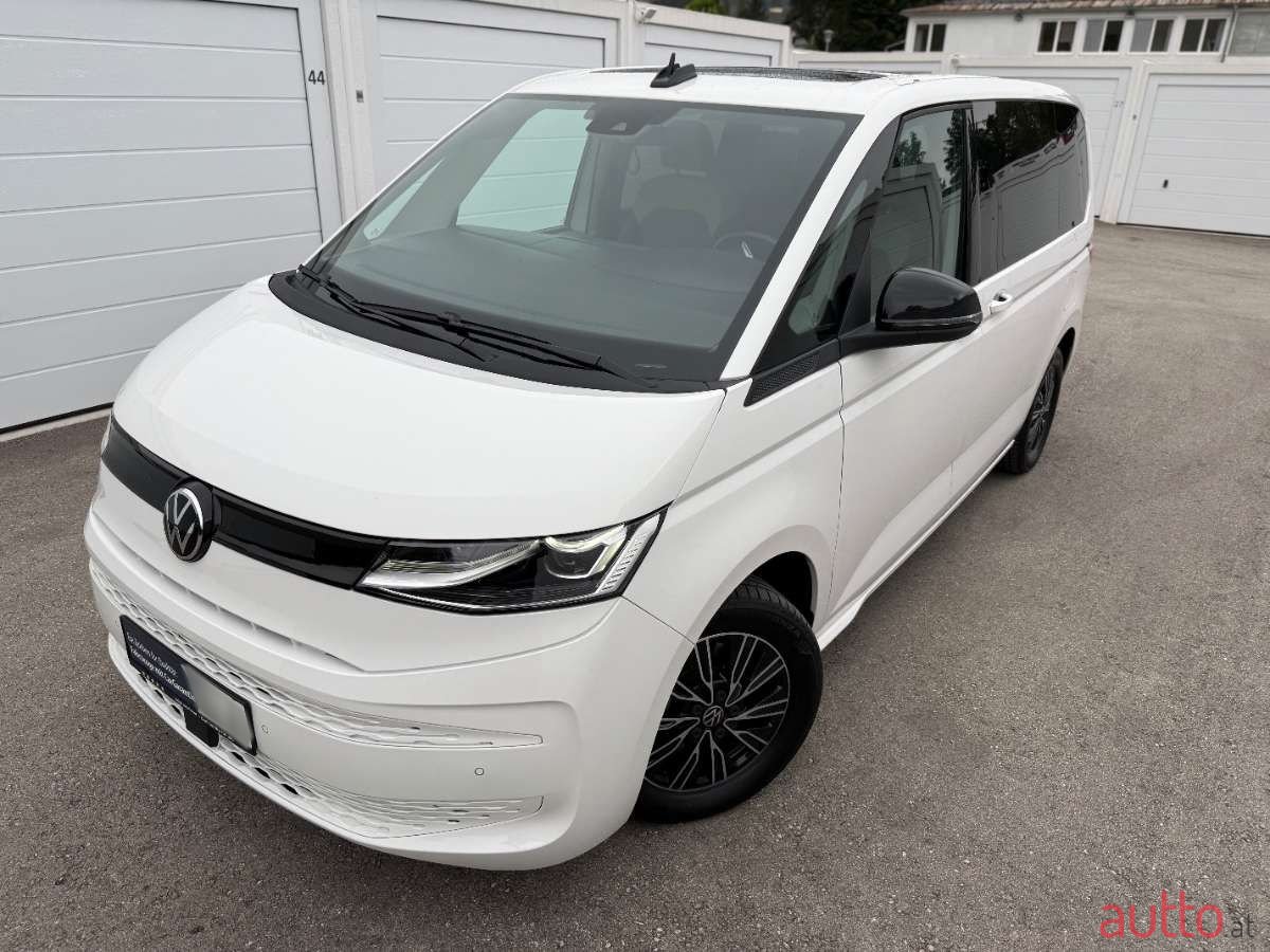 2022' Volkswagen Multivan photo #1