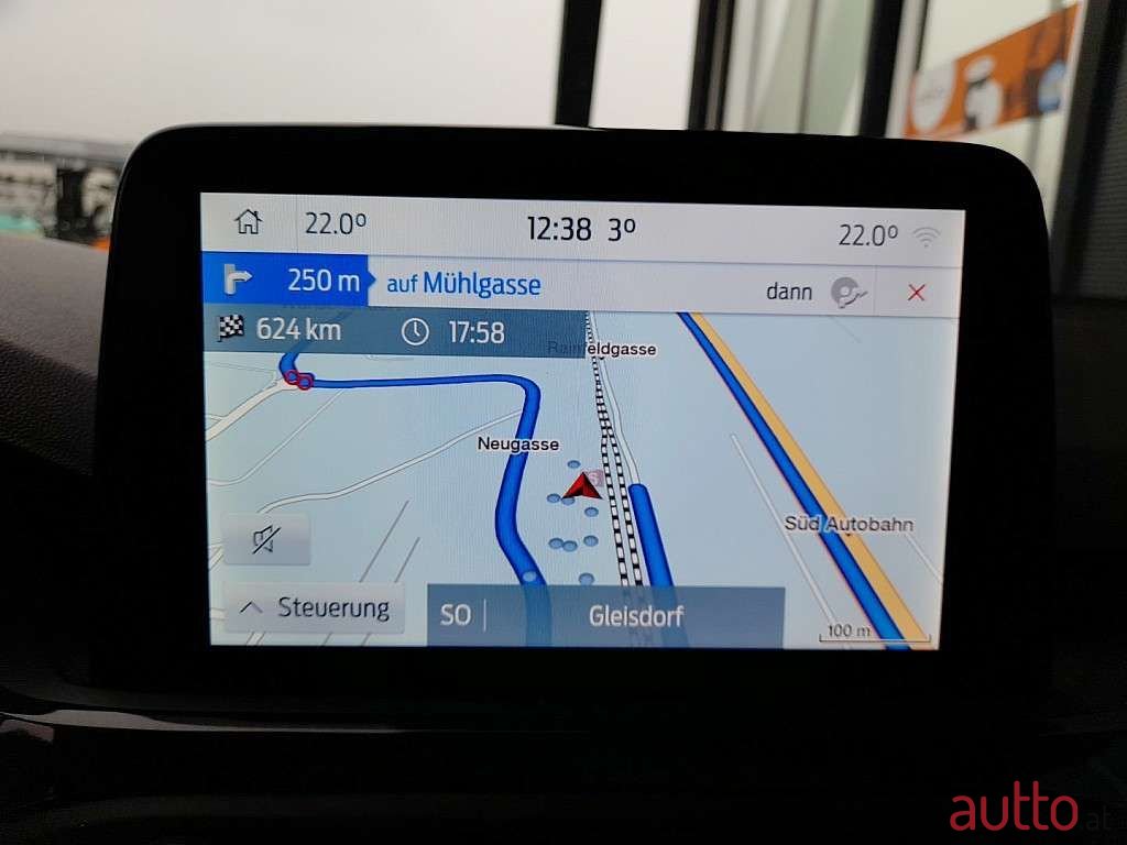 2020' Ford Focus photo #5