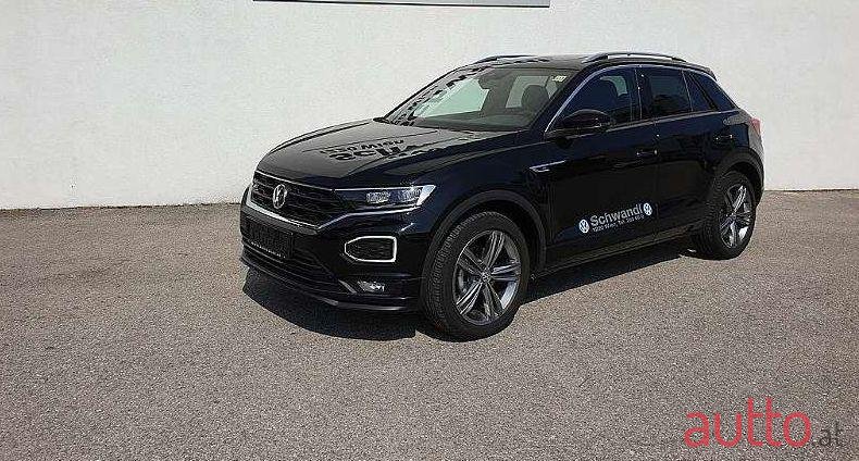 2019' Volkswagen T-Roc photo #1