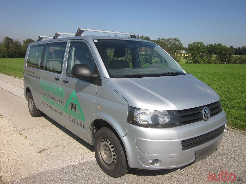 2011' Volkswagen T5 photo #3