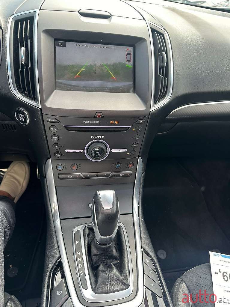 2016' Ford Edge photo #6