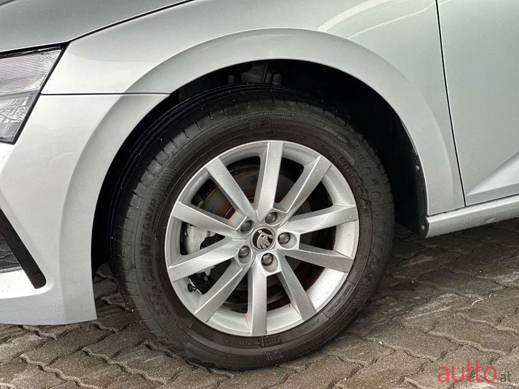 2022' Skoda Scala photo #3