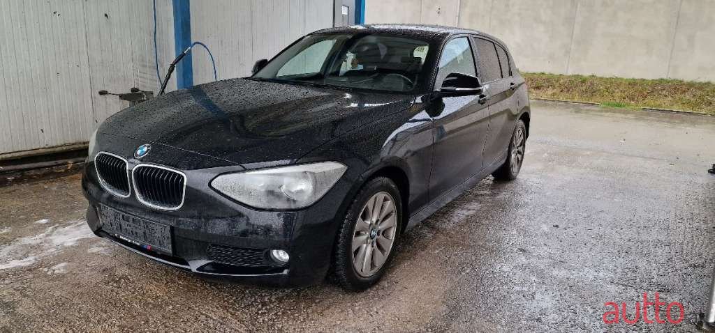 2012' BMW 1Er-Reihe photo #3