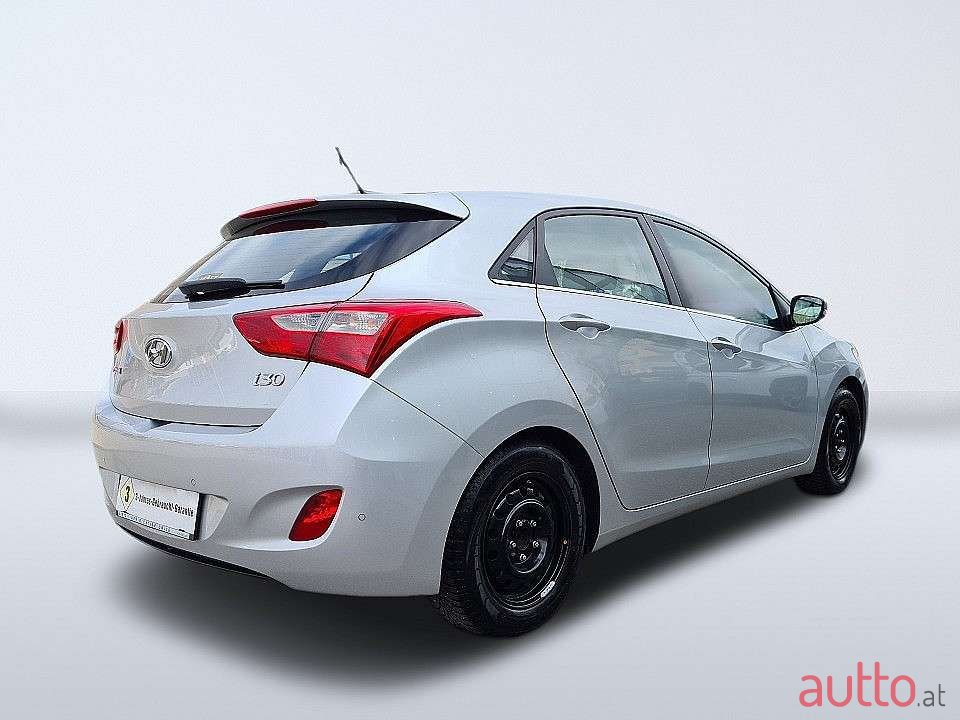 2015' Hyundai i30 photo #3