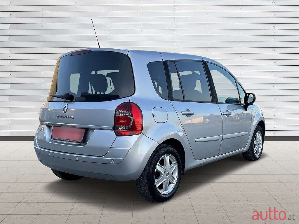 2010' Renault Modus photo #6