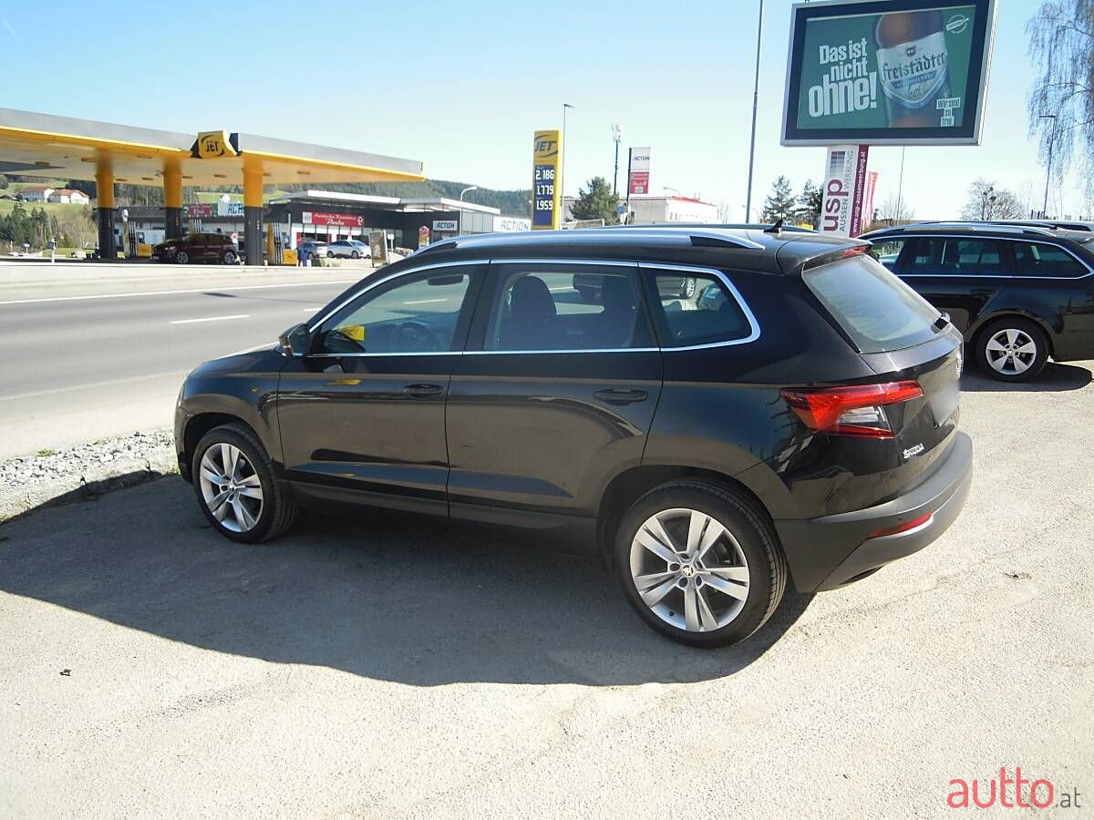 2019' Skoda Karoq photo #4
