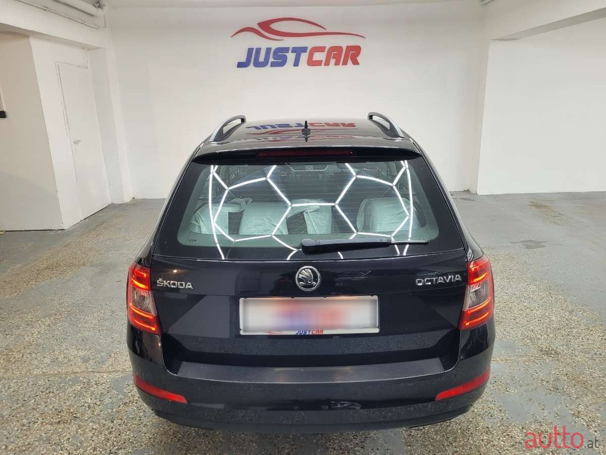 2015' Skoda Octavia photo #5