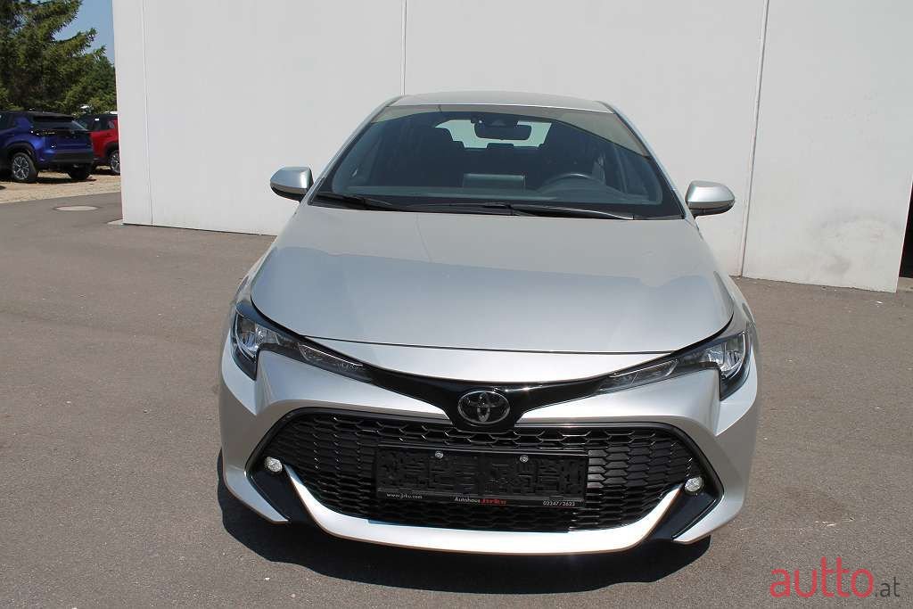 2019' Toyota Corolla photo #3