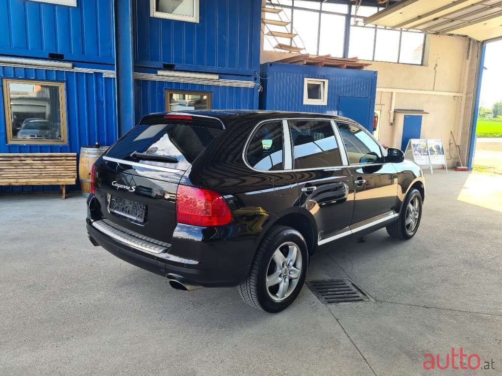2006' Porsche Cayenne photo #5