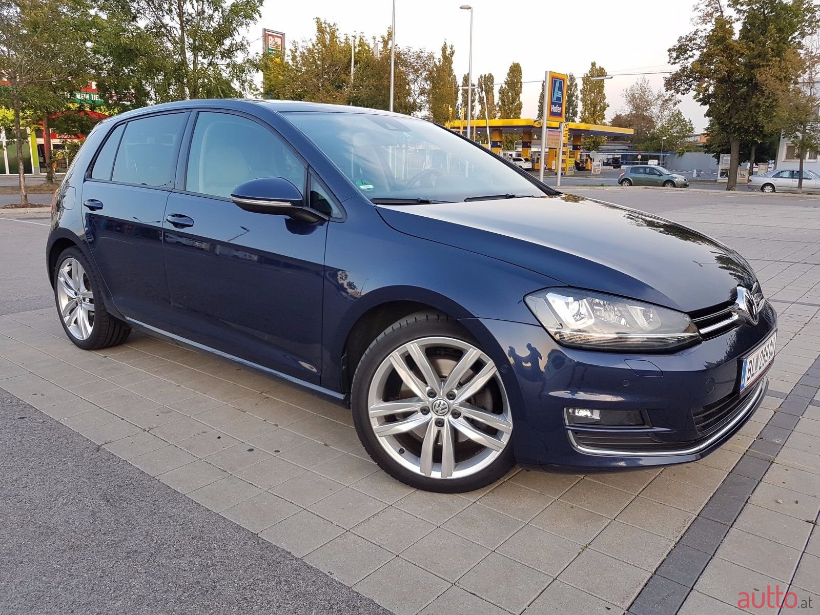2013' Volkswagen Golf VII photo #1