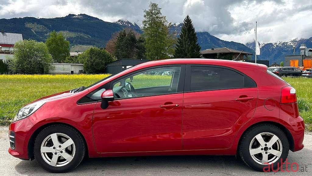 2016' Kia Rio photo #4
