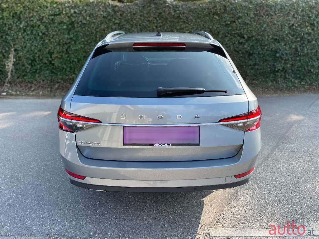 2020' Skoda Superb photo #6