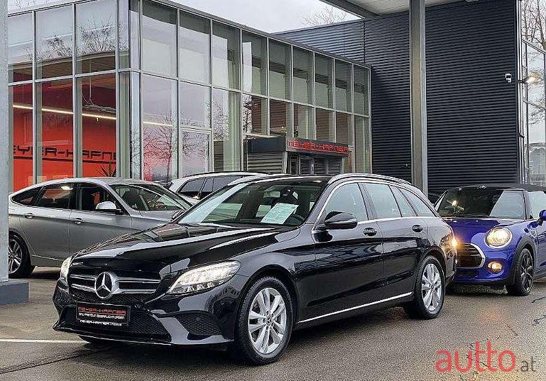 2019' Mercedes-Benz C-Klasse photo #1