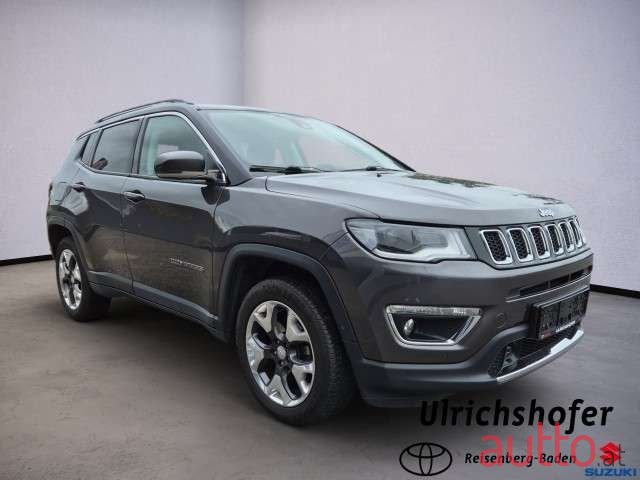 2019' Jeep Compass photo #1