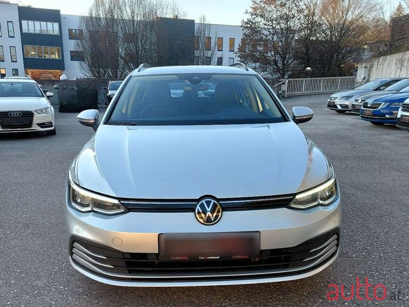 2021' Volkswagen Golf photo #2
