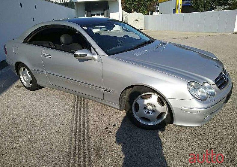 2004' Mercedes-Benz Clk-Klasse photo #1