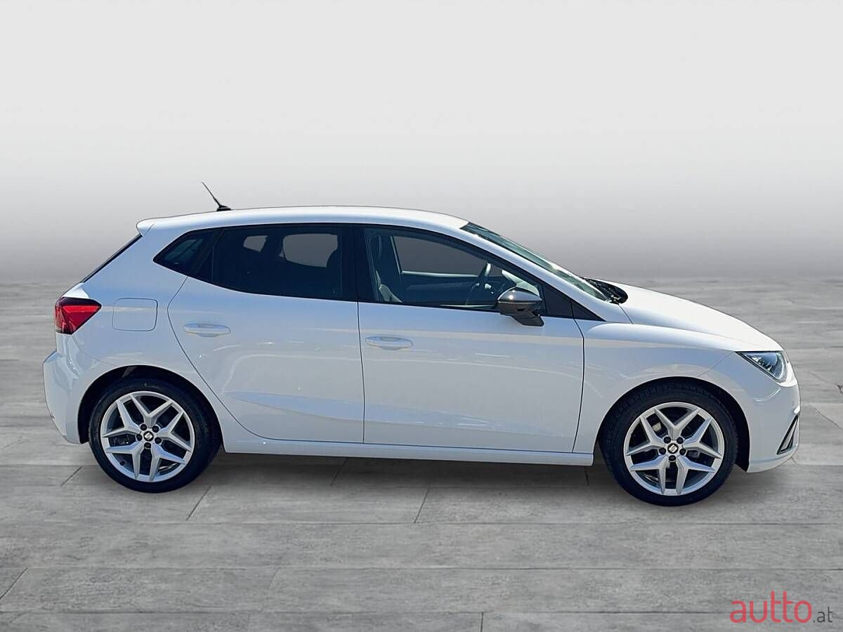 2021' SEAT Ibiza photo #5