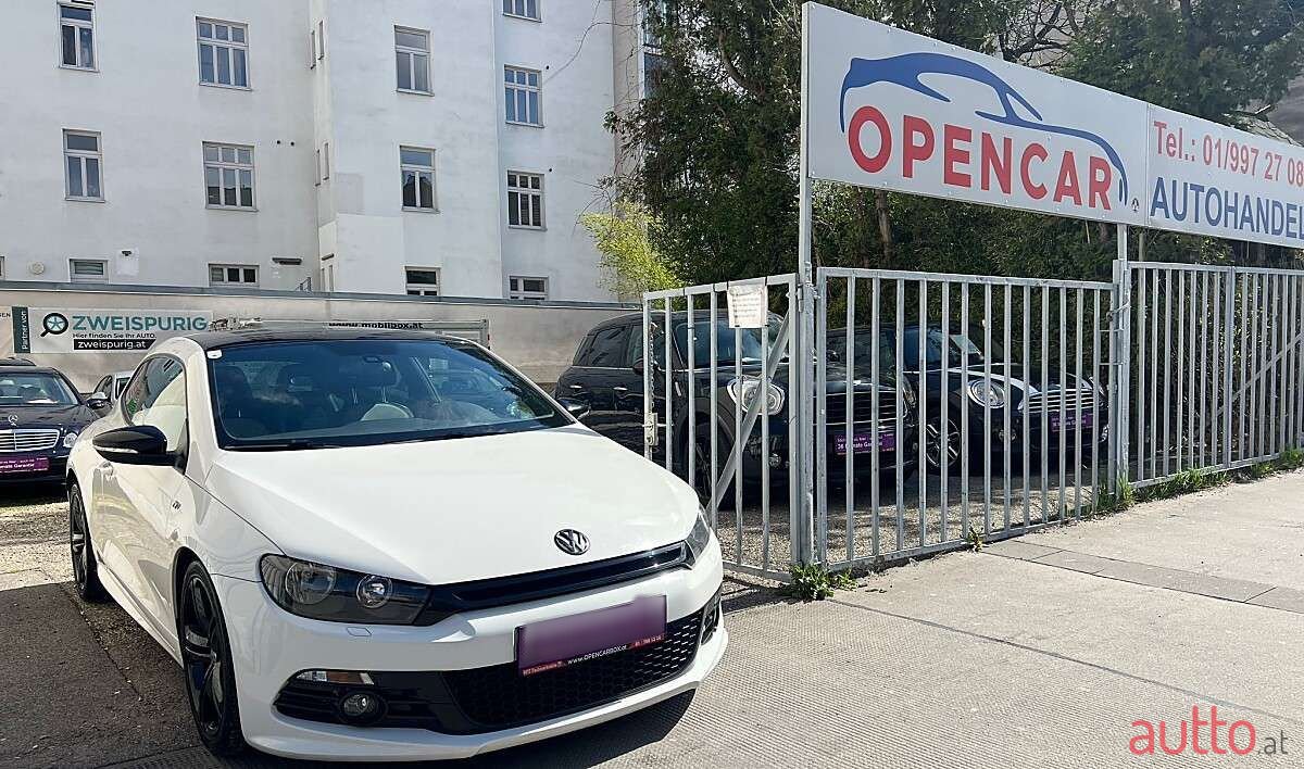 2011' Volkswagen Scirocco photo #1