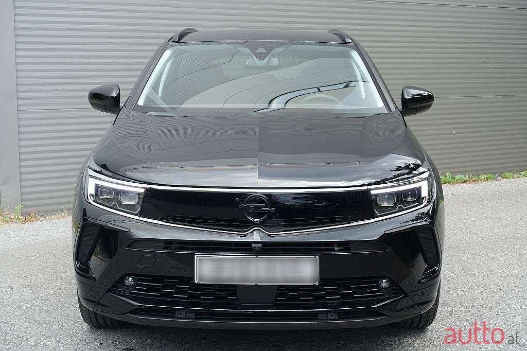 2023' Opel Grandland photo #3