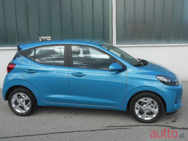 2021' Hyundai i10 photo #3