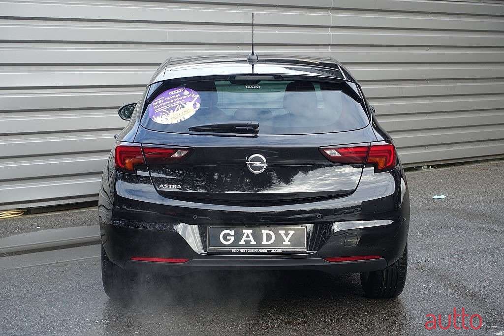 2021' Opel Astra photo #5