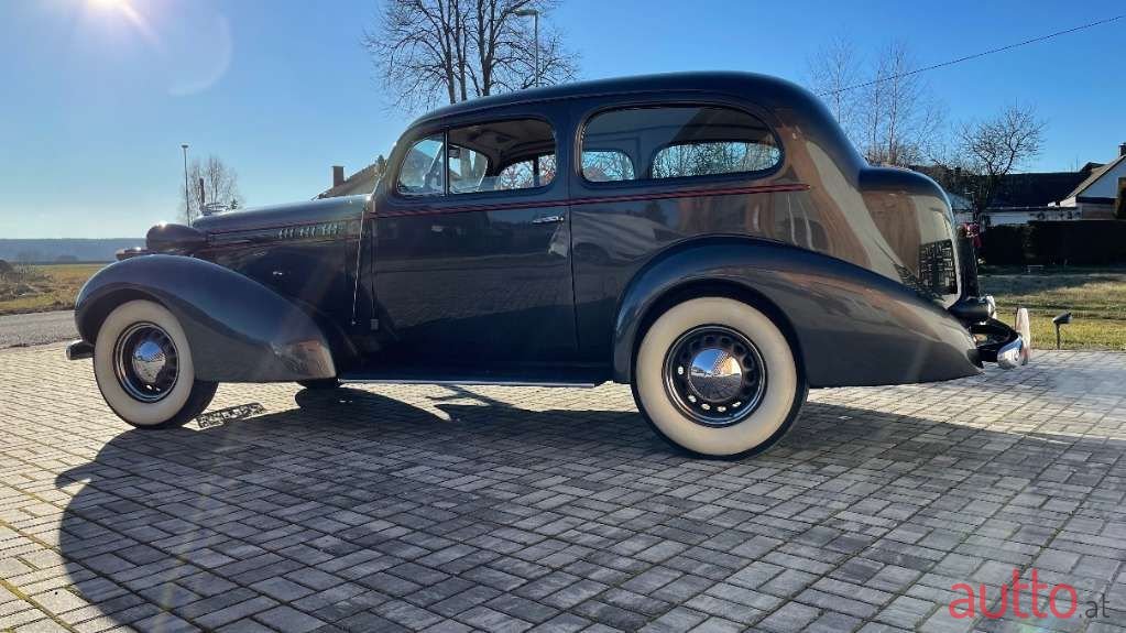 1936' Oldsmobile L36 photo #3