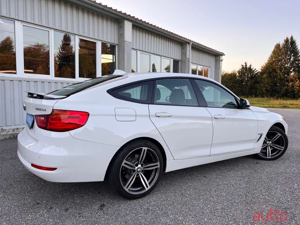 2014' BMW 3Er-Reihe photo #2