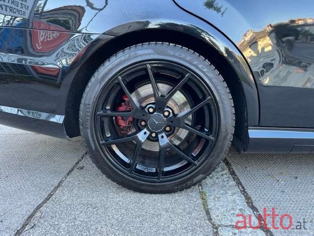 2012' Mercedes-Benz E-Klasse photo #5