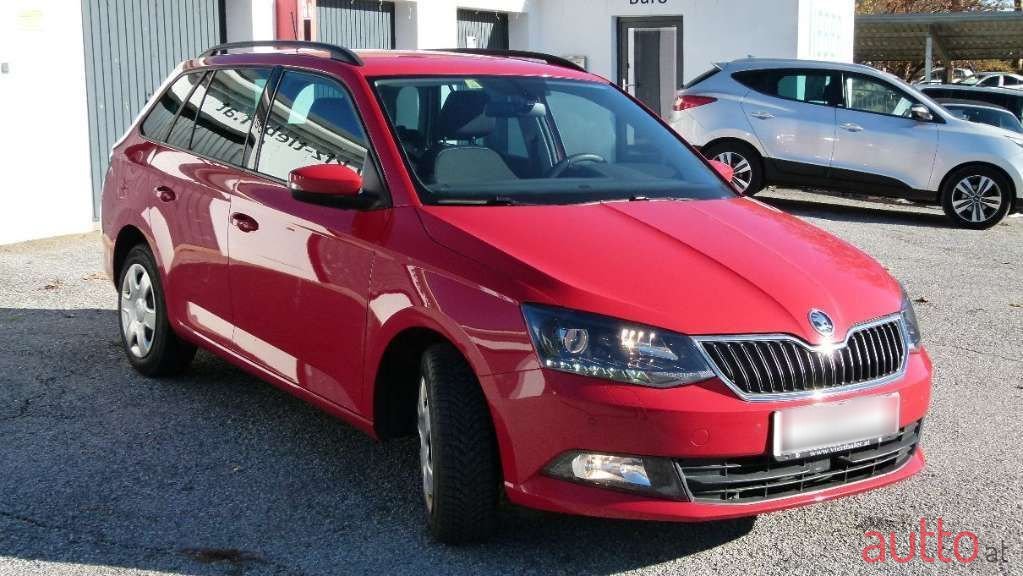 2015' Skoda Fabia photo #4