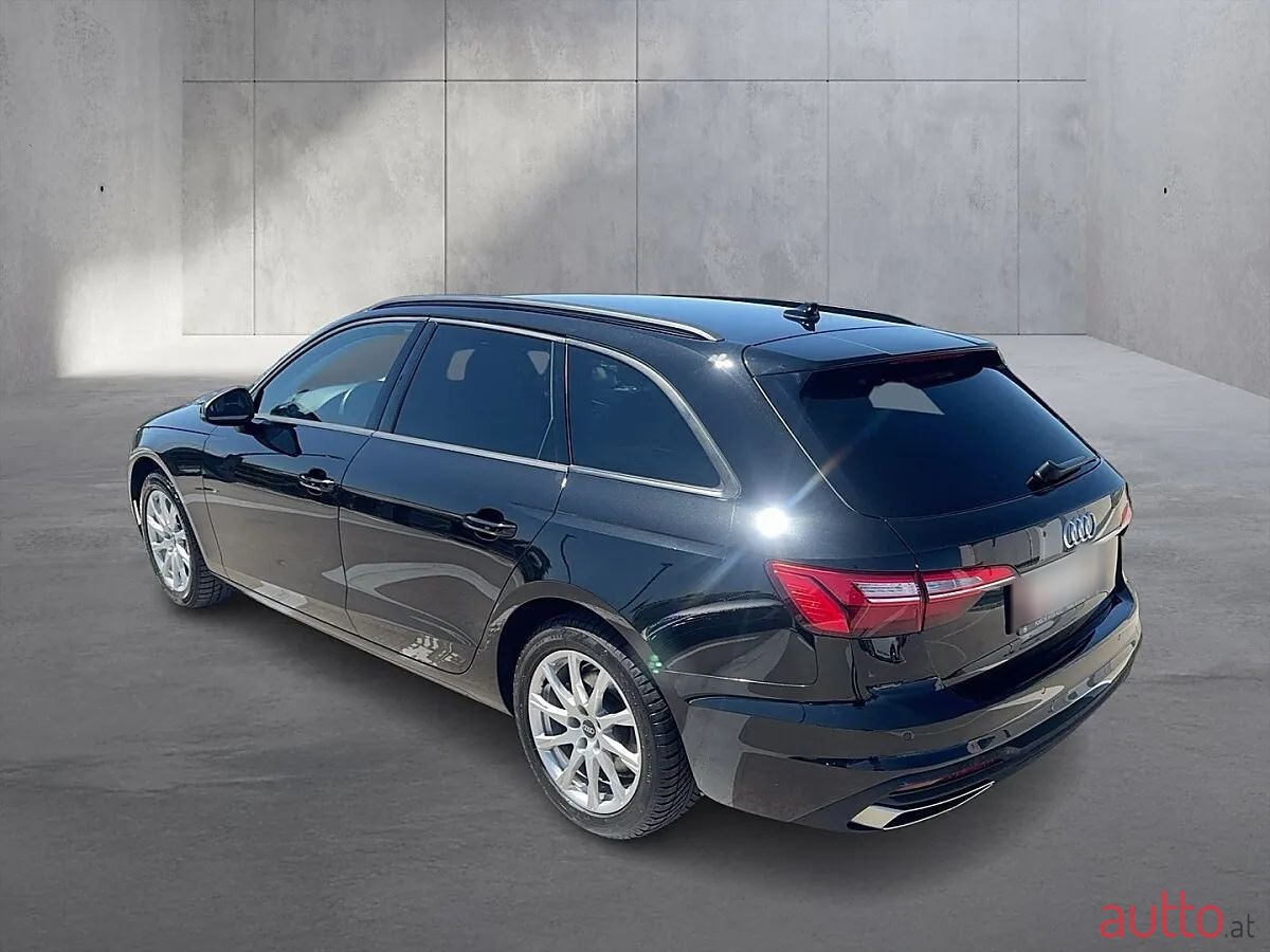 2022' Audi A4 photo #4
